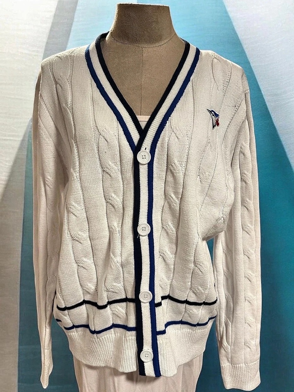 Mitchell & Ness MLB Genuine Merchandise cardigan Cable Knit Cardigan in White &